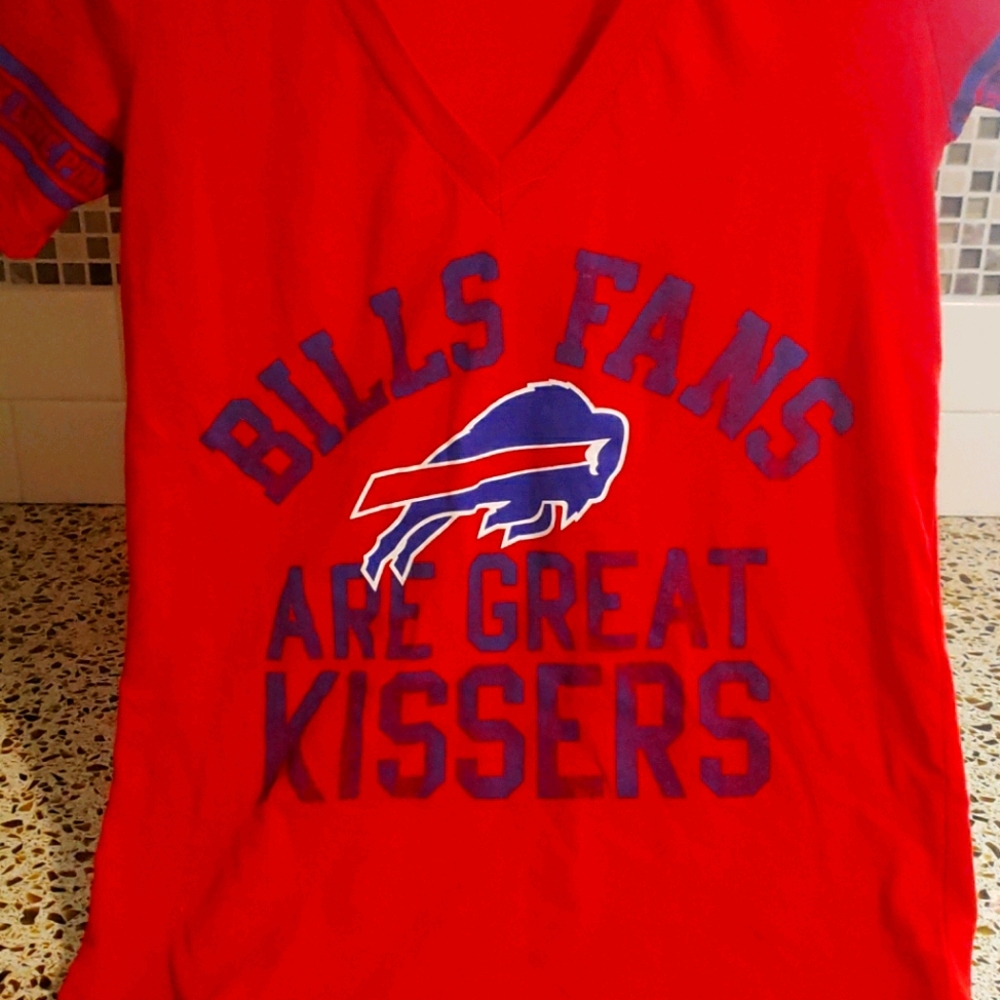 Victoria Secret PINK NFL Buffalo Bills shirt